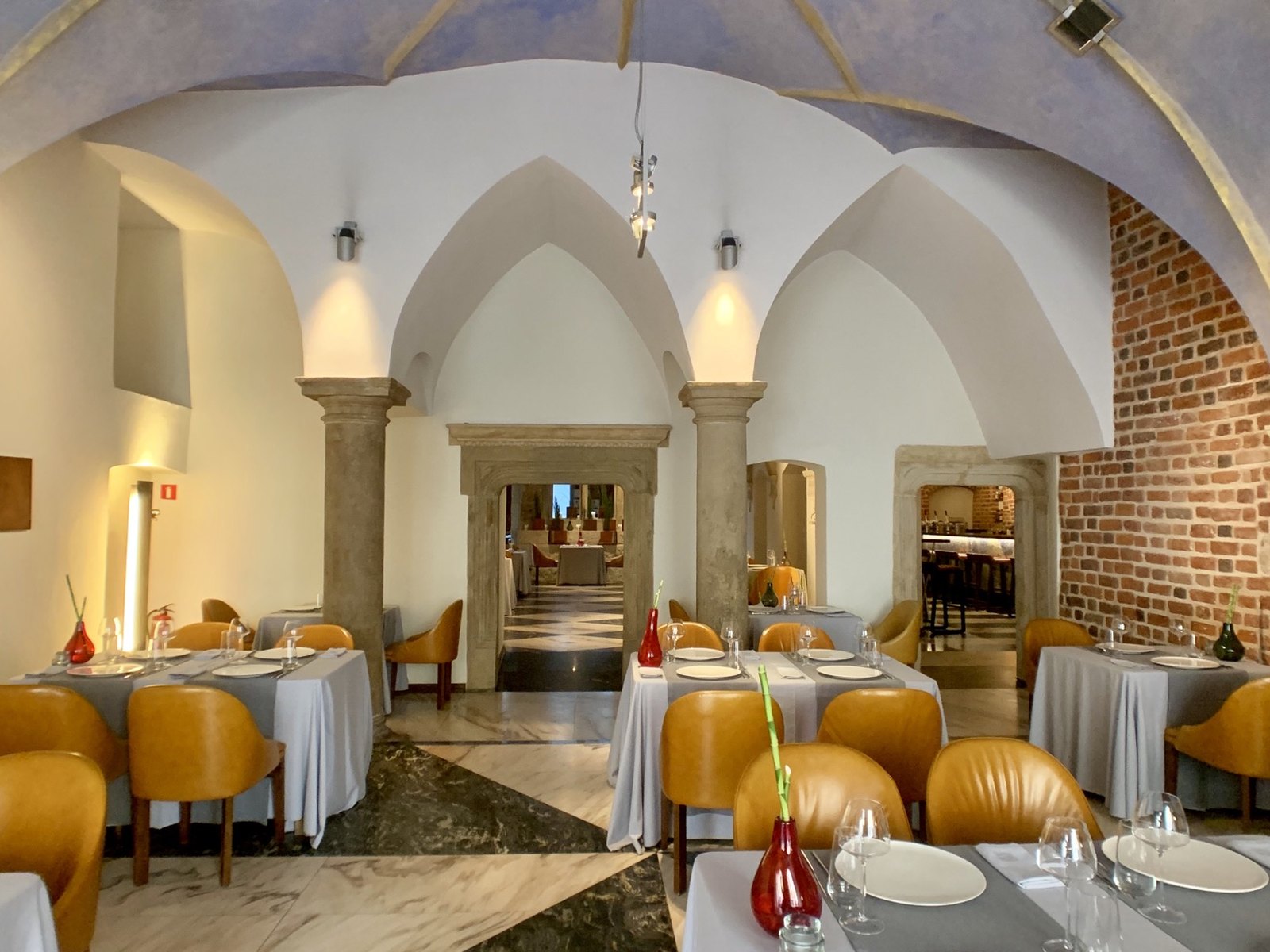Hotel Stary